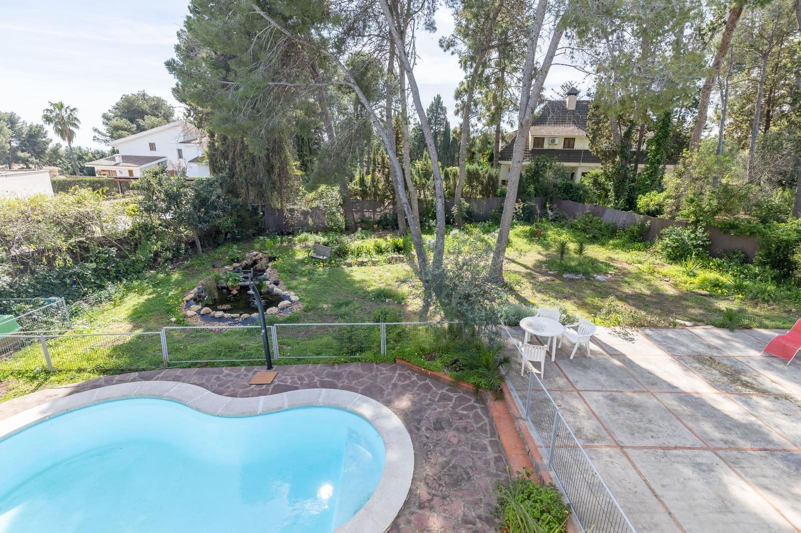 6 bedroom Villa for sale in Torrent with pool garage - € 640,000 (Ref: 9726873)