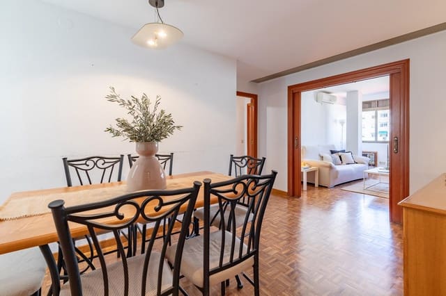 3 camera da letto Appartamento da affittare in Arrancapins, Valencia città - 1.700 € (Rif: 9726874)