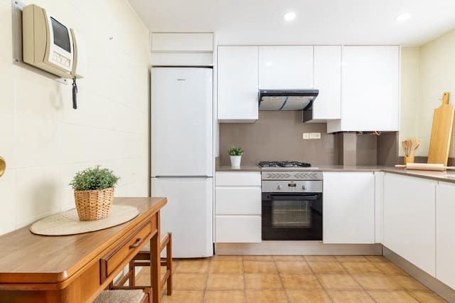 3 camera da letto Appartamento da affittare in Arrancapins, Valencia città - 1.700 € (Rif: 9726874)