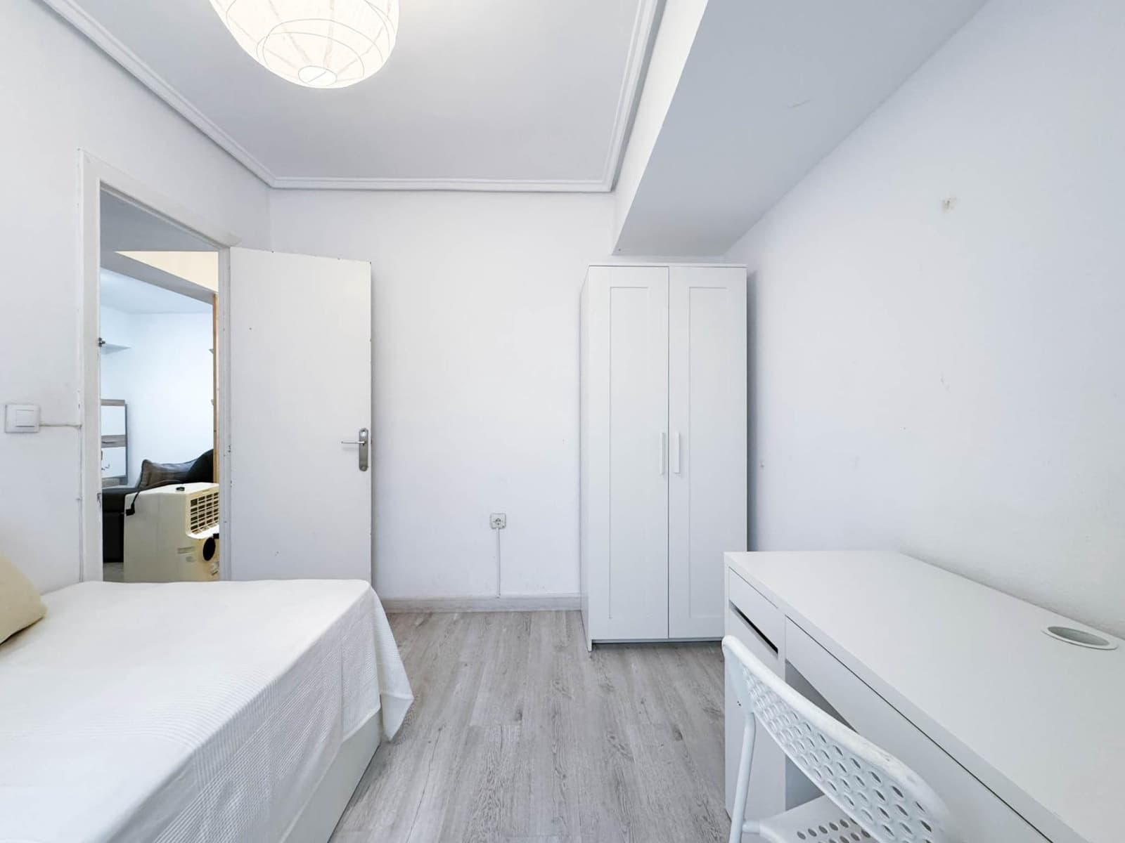 Appartement de 3 chambres à louer à Benimamet - 1 200 € (Ref: 9742106)