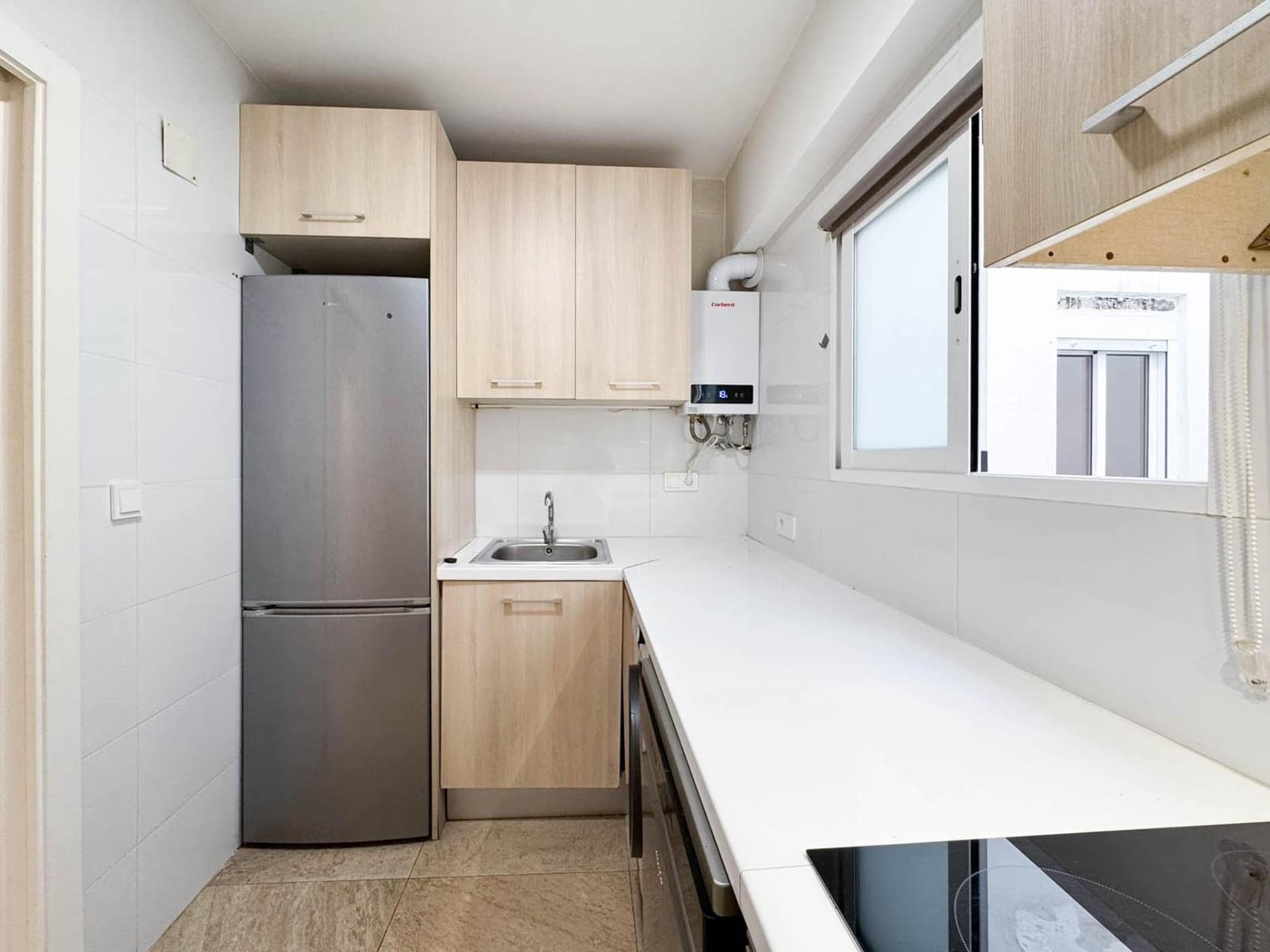 Appartement de 3 chambres à louer à Benimamet - 1 200 € (Ref: 9742106)