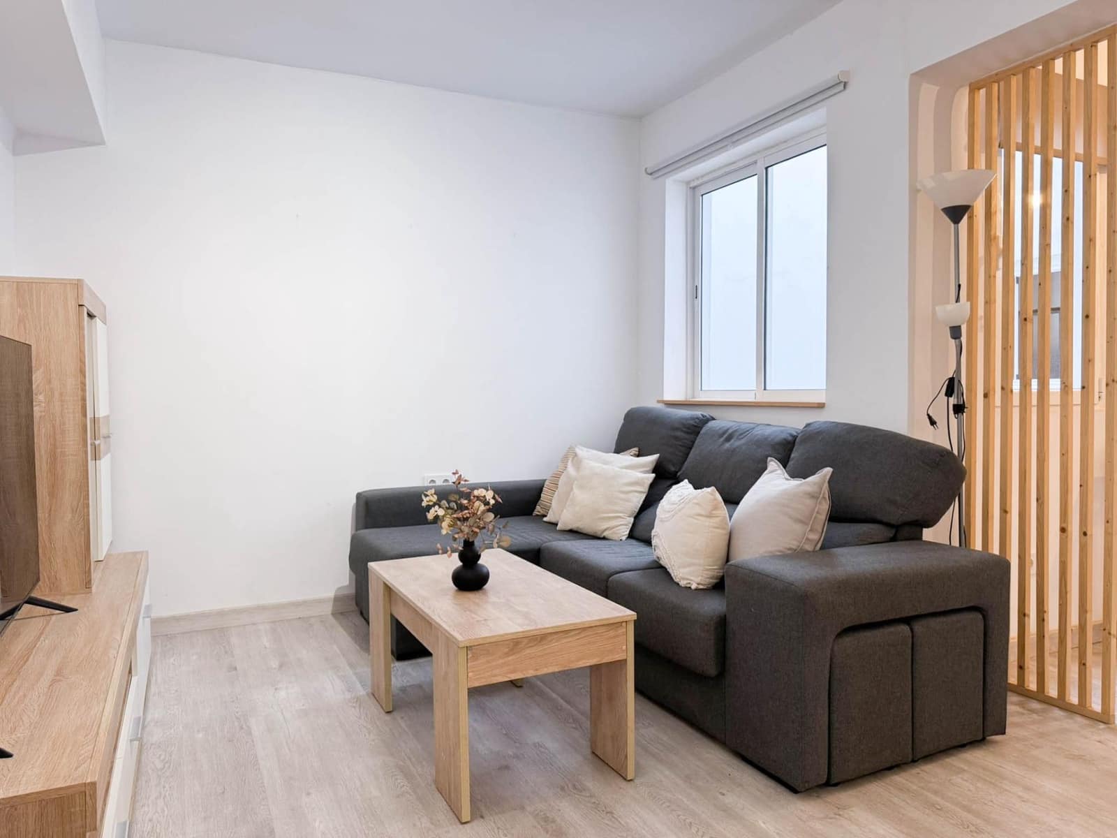 Appartement de 3 chambres à louer à Benimamet - 1 200 € (Ref: 9742106)