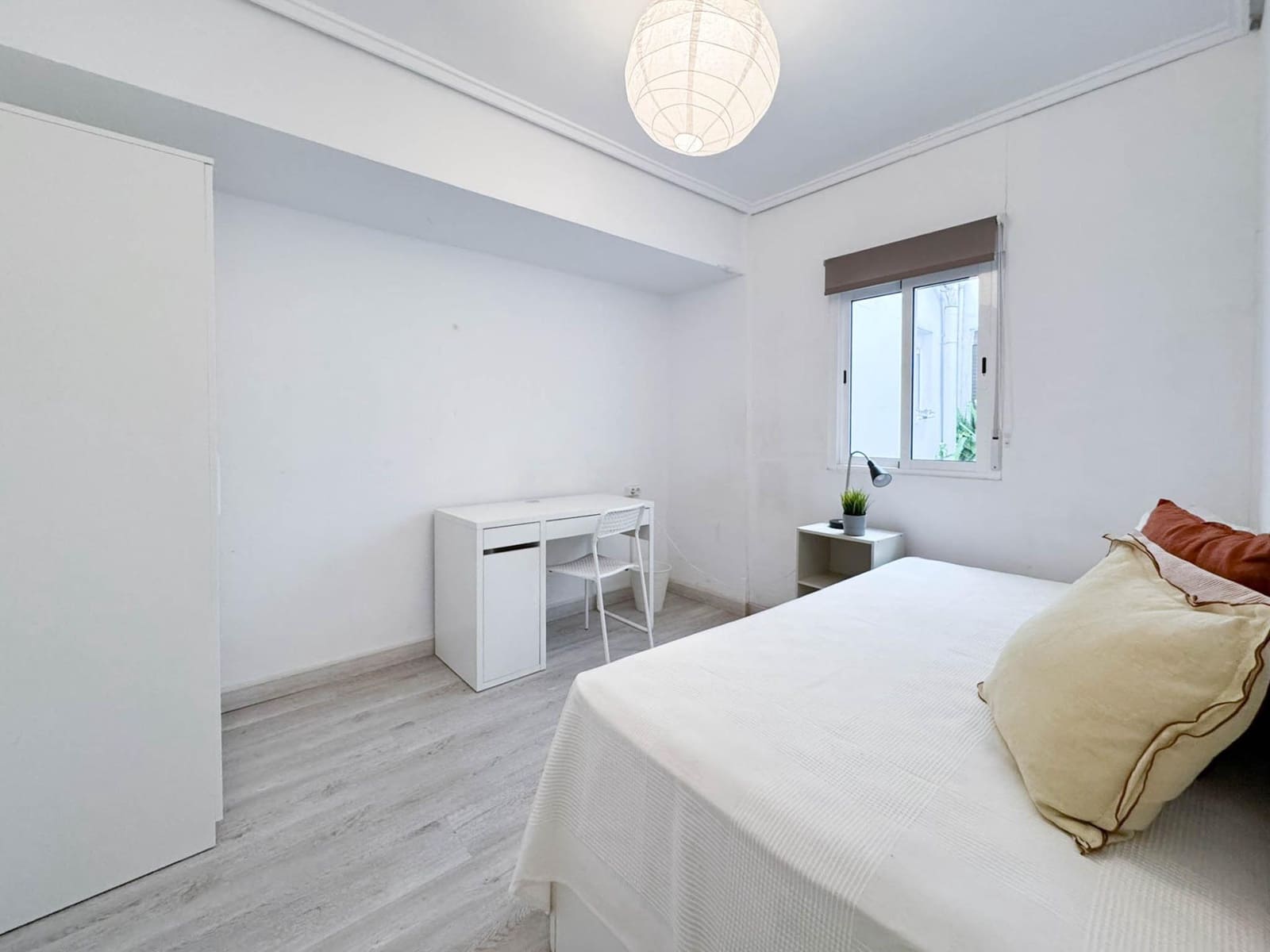 Appartement de 3 chambres à louer à Benimamet - 1 200 € (Ref: 9742106)