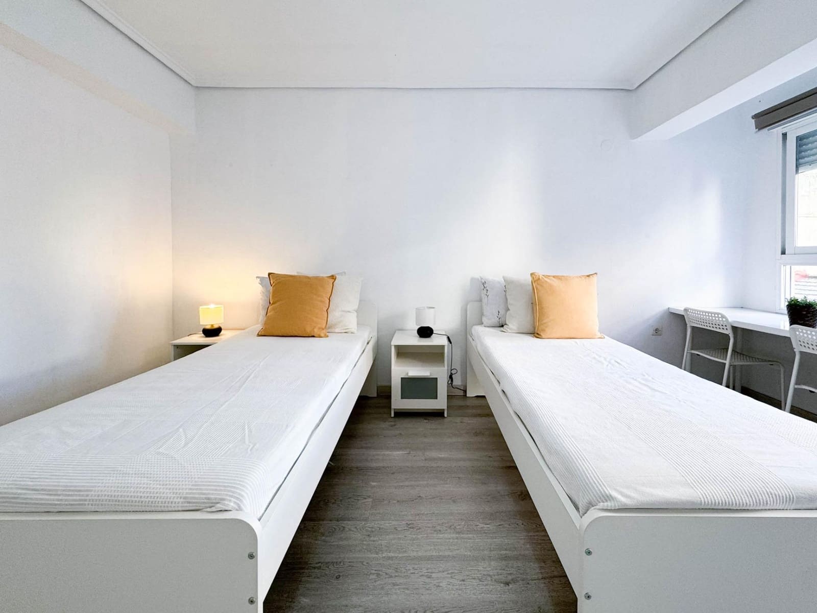 Appartement de 3 chambres à louer à Benimamet - 1 200 € (Ref: 9742106)