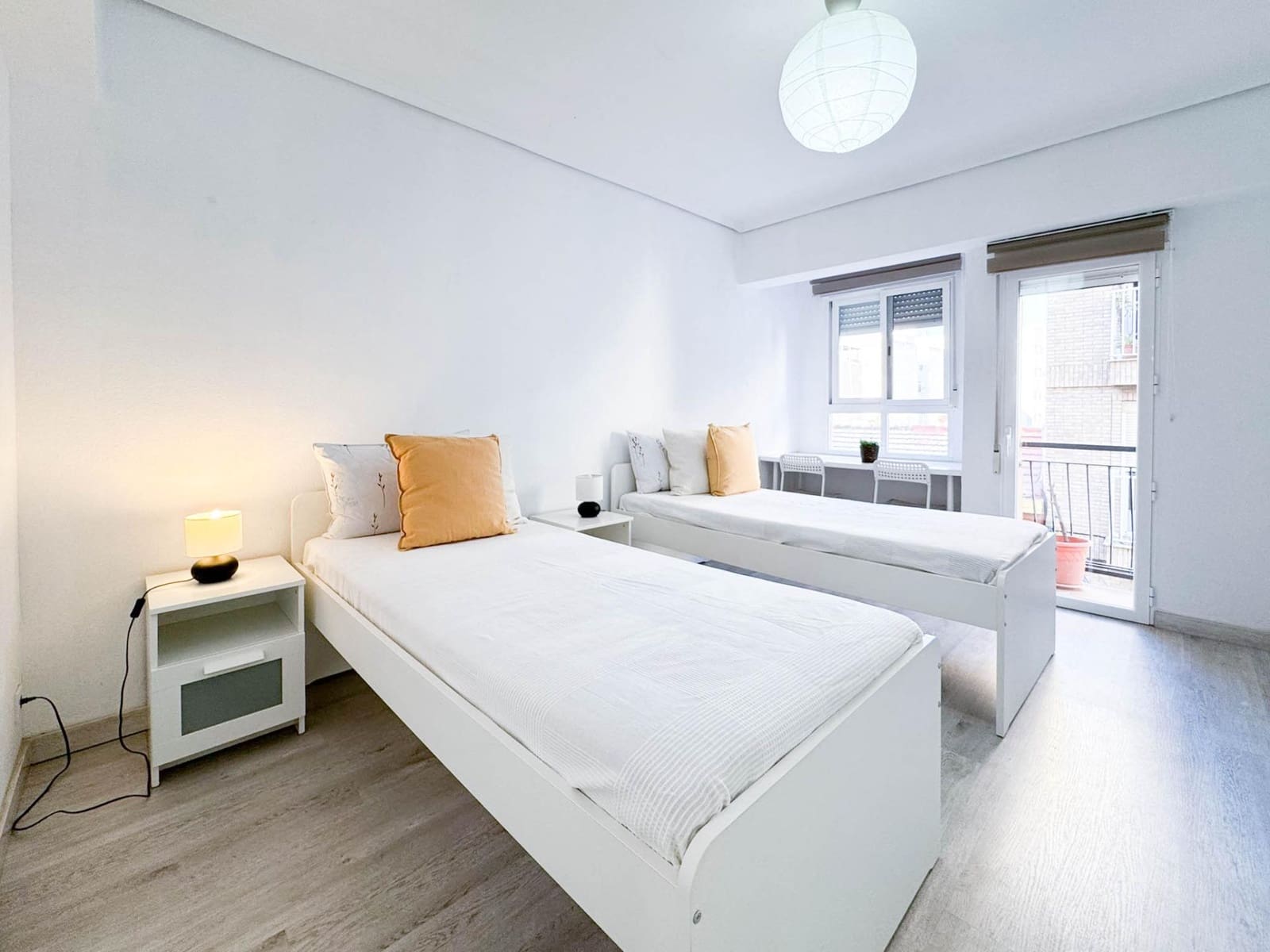 Appartement de 3 chambres à louer à Benimamet - 1 200 € (Ref: 9742106)