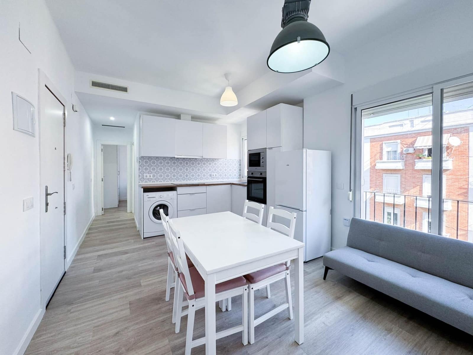 1 bedroom Flat for rent in Valencia city - € 850 (Ref: 9755969)