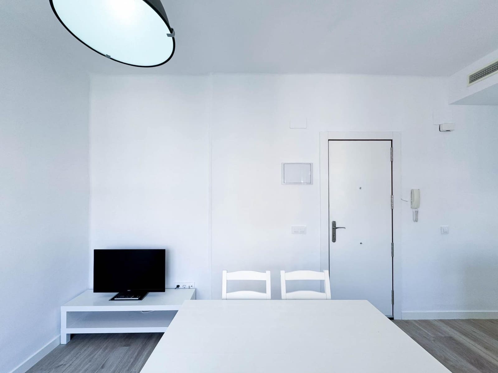 1 bedroom Flat for rent in Valencia city - € 850 (Ref: 9755969)