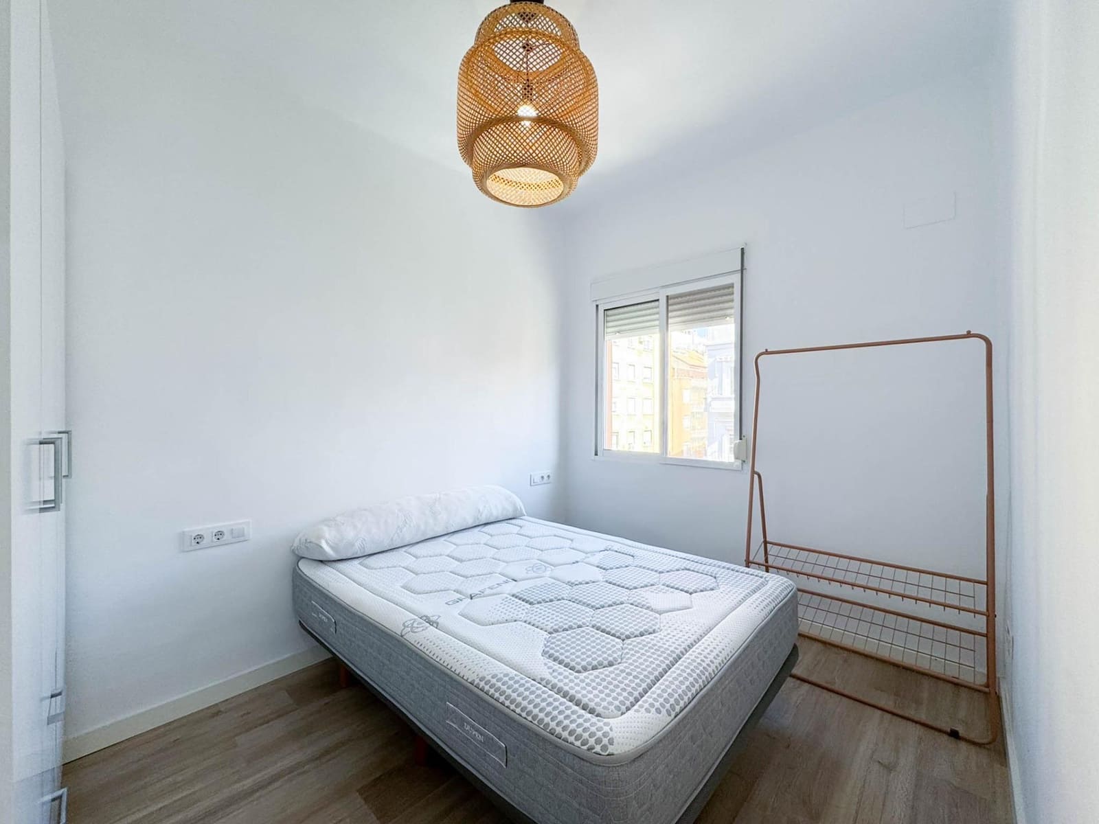 1 bedroom Flat for rent in Valencia city - € 850 (Ref: 9755969)