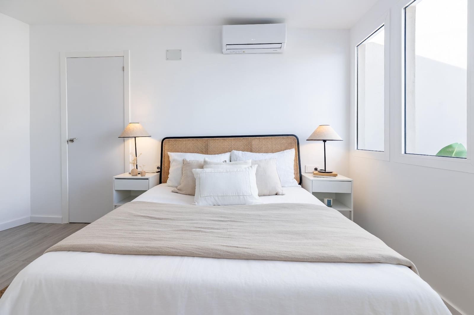 1 Zimmer Penthouse zu verkaufen in Manises mit Pool - 240.000 € (Ref: 9762171)