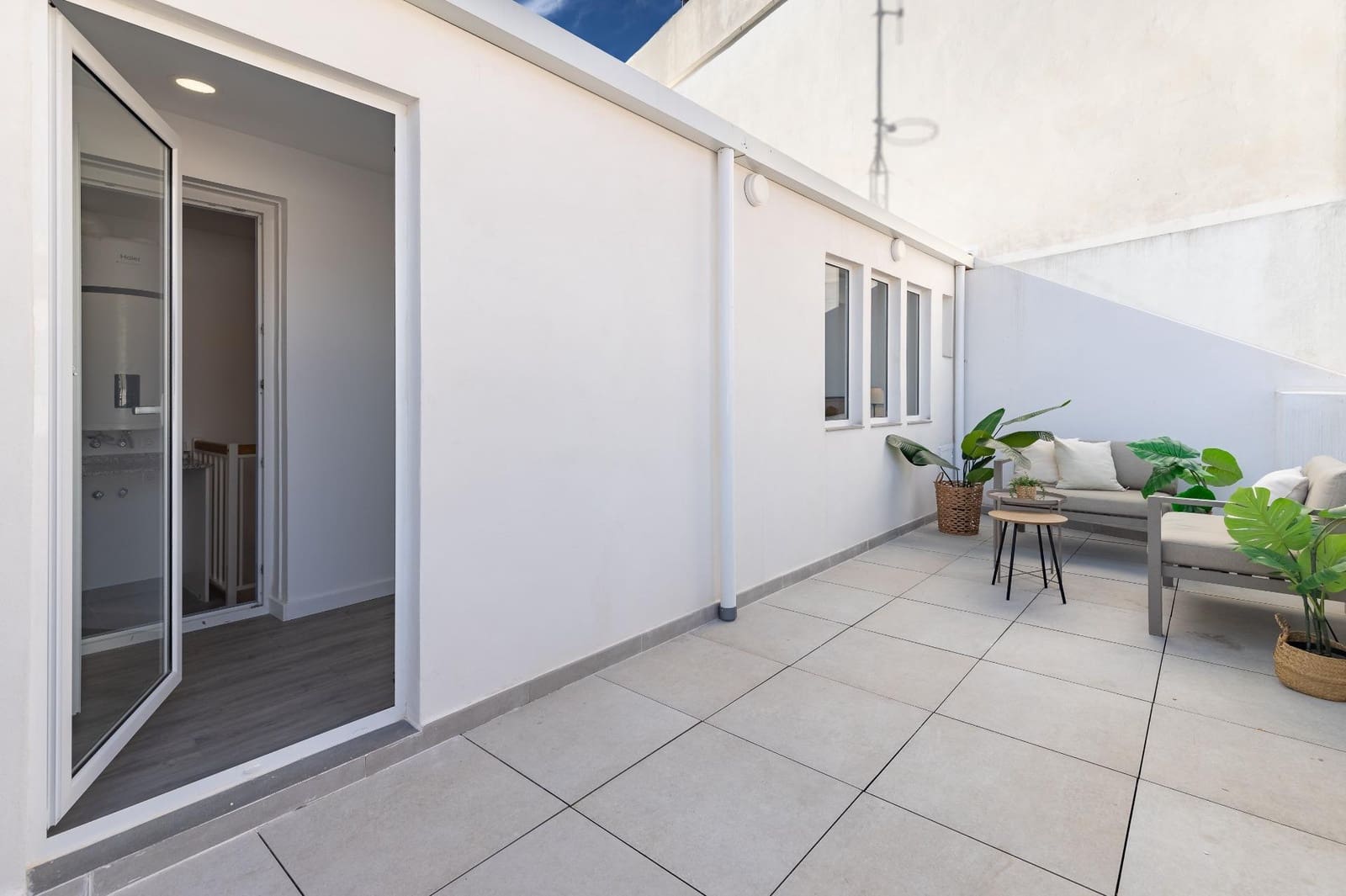 1 Zimmer Penthouse zu verkaufen in Manises mit Pool - 240.000 € (Ref: 9762171)