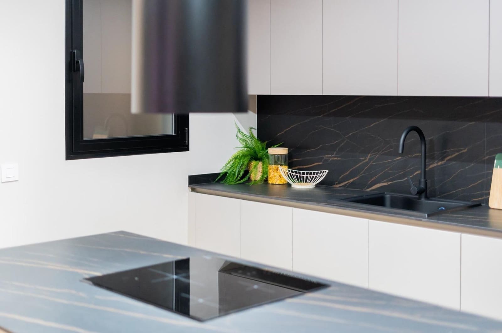 4 bedroom Flat for sale in Valencia city - € 680,000 (Ref: 9787490)