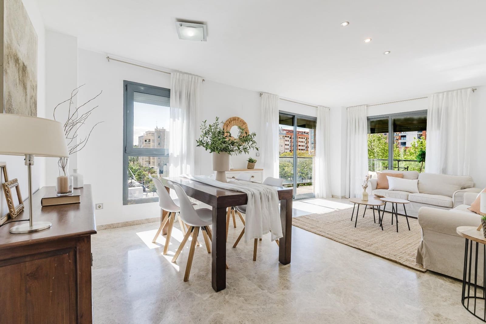 3 sypialnia Mieszkanie na sprzedaż w Paterna z basenem garażem - 395 000 € (Ref: 9787492)