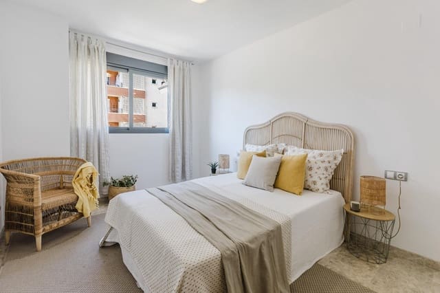 3 sypialnia Mieszkanie na sprzedaż w Valterna, Paterna z basenem garażem - 395 000 € (Ref: 9787492)