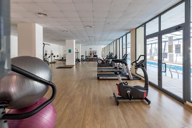 3 sypialnia Mieszkanie na sprzedaż w Valterna, Paterna z basenem garażem - 395 000 € (Ref: 9787492)