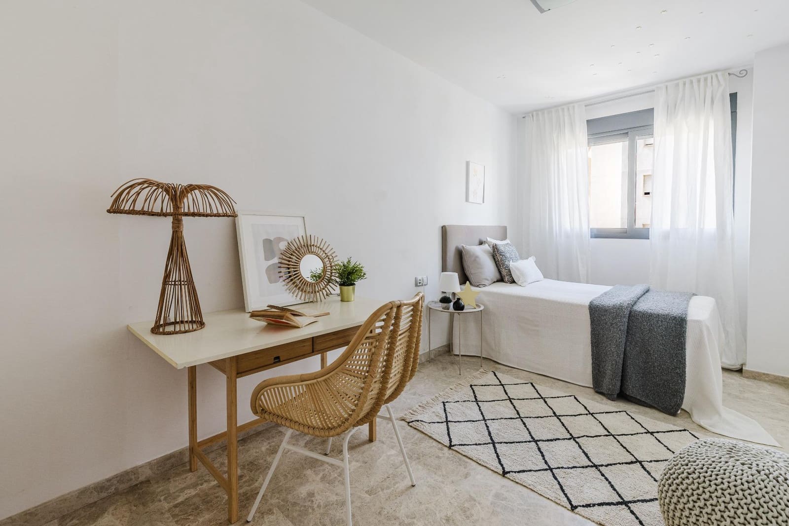 3 sypialnia Mieszkanie na sprzedaż w Paterna z basenem garażem - 395 000 € (Ref: 9787492)