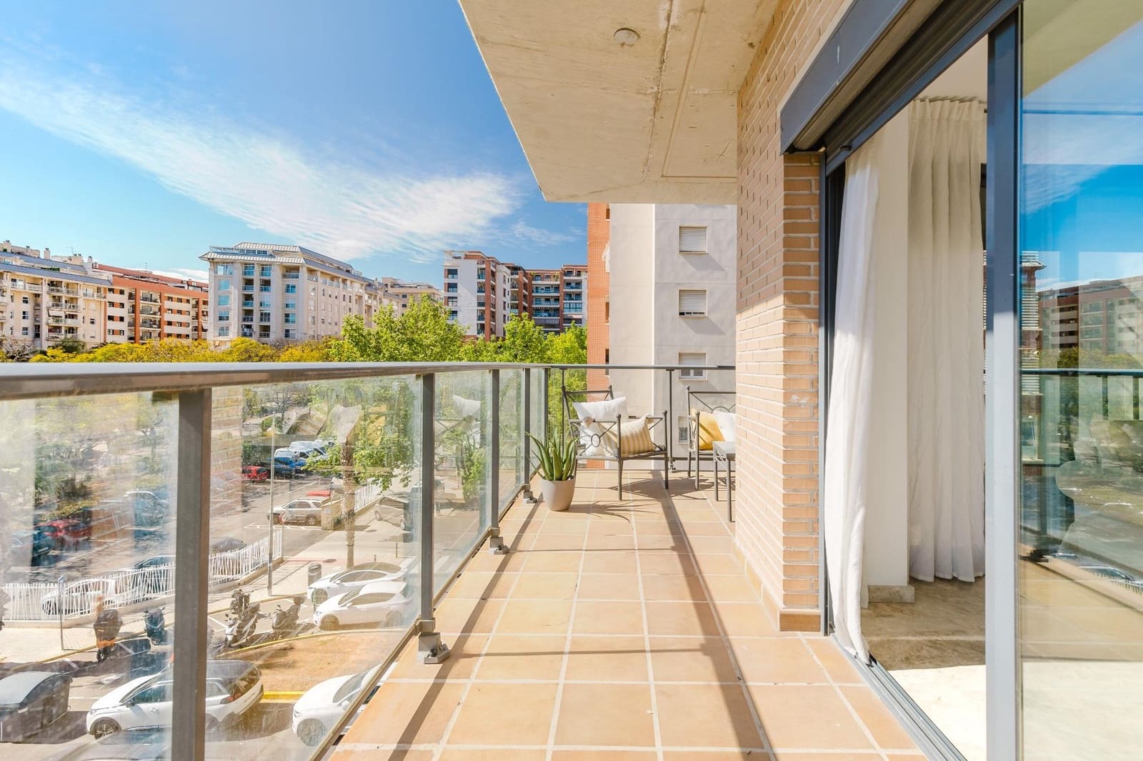 3 sypialnia Mieszkanie na sprzedaż w Paterna z basenem garażem - 395 000 € (Ref: 9787492)