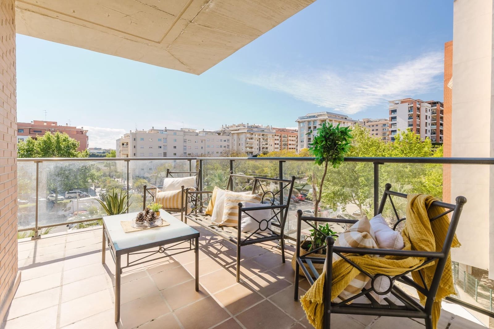 3 sypialnia Mieszkanie na sprzedaż w Paterna z basenem garażem - 395 000 € (Ref: 9787492)