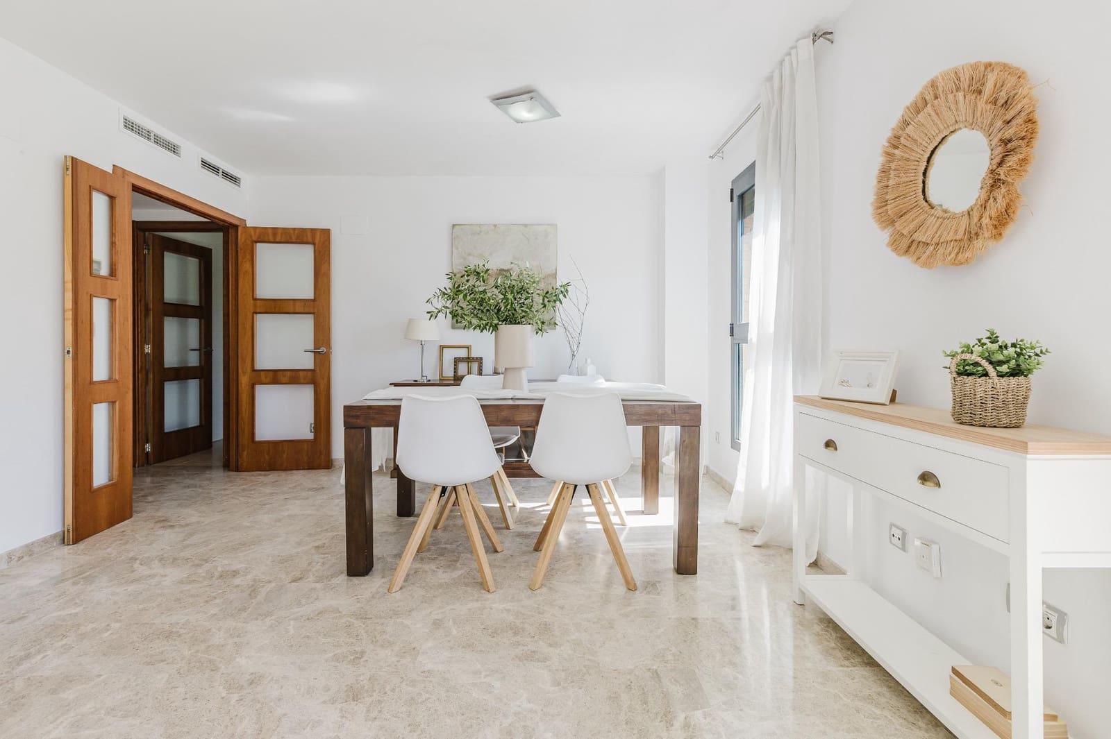 3 sypialnia Mieszkanie na sprzedaż w Paterna z basenem garażem - 395 000 € (Ref: 9787492)