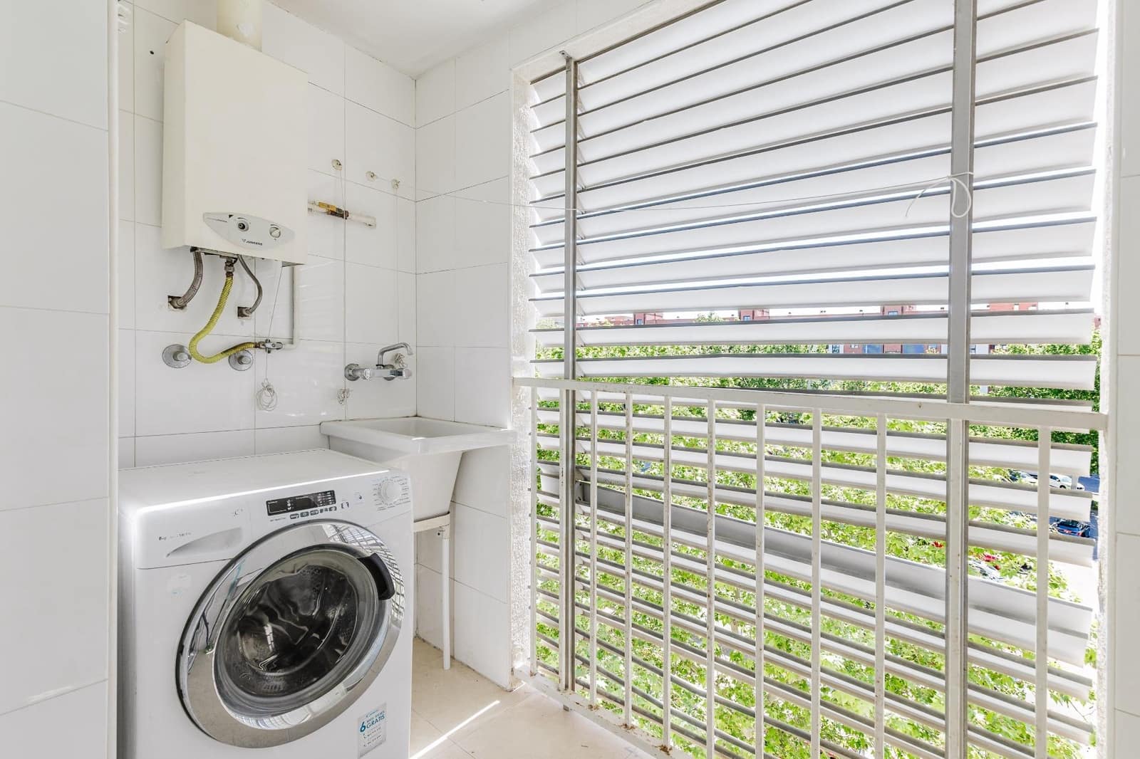 3 sypialnia Mieszkanie na sprzedaż w Paterna z basenem garażem - 395 000 € (Ref: 9787492)