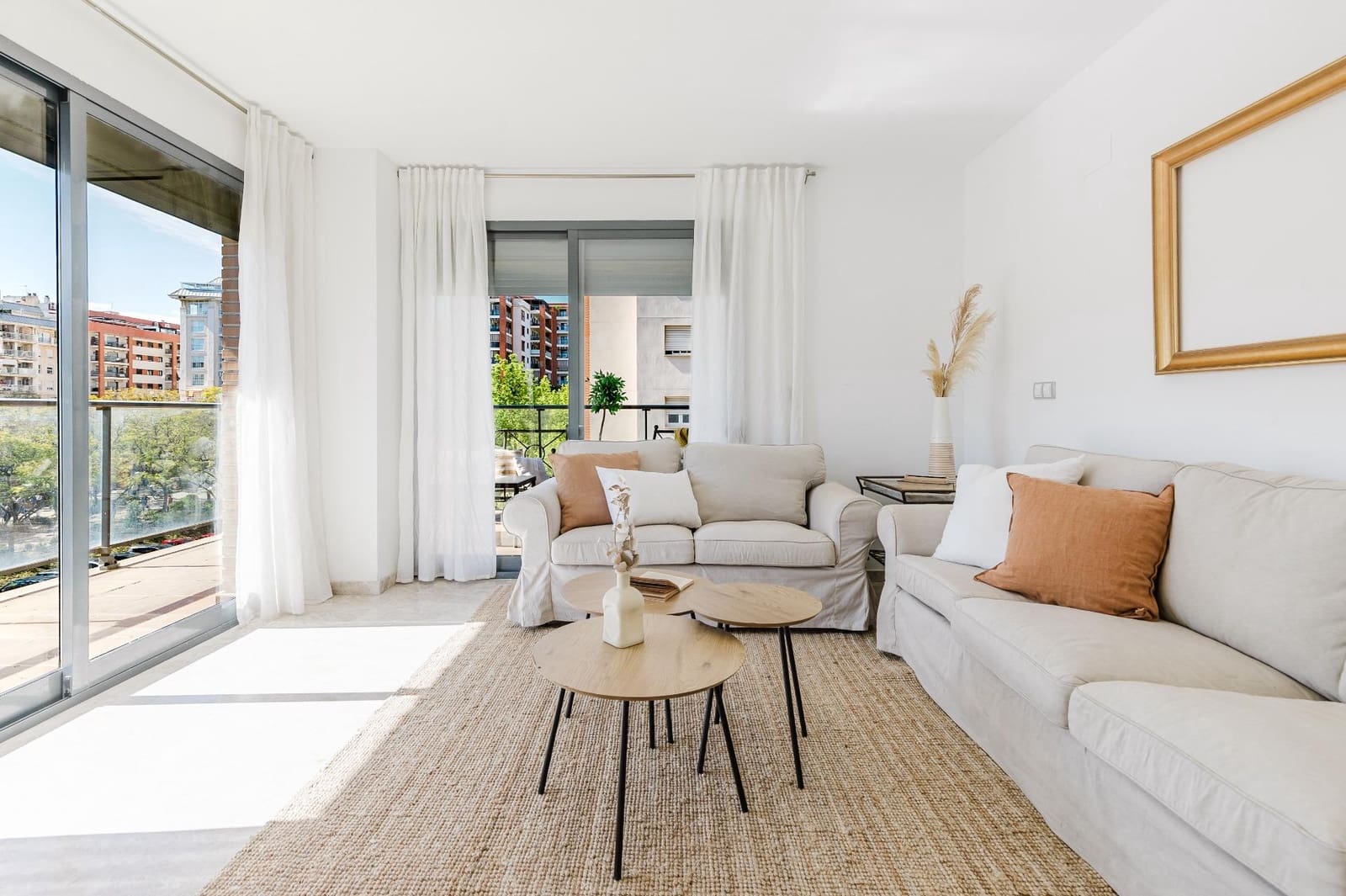 3 sypialnia Mieszkanie na sprzedaż w Paterna z basenem garażem - 395 000 € (Ref: 9787492)