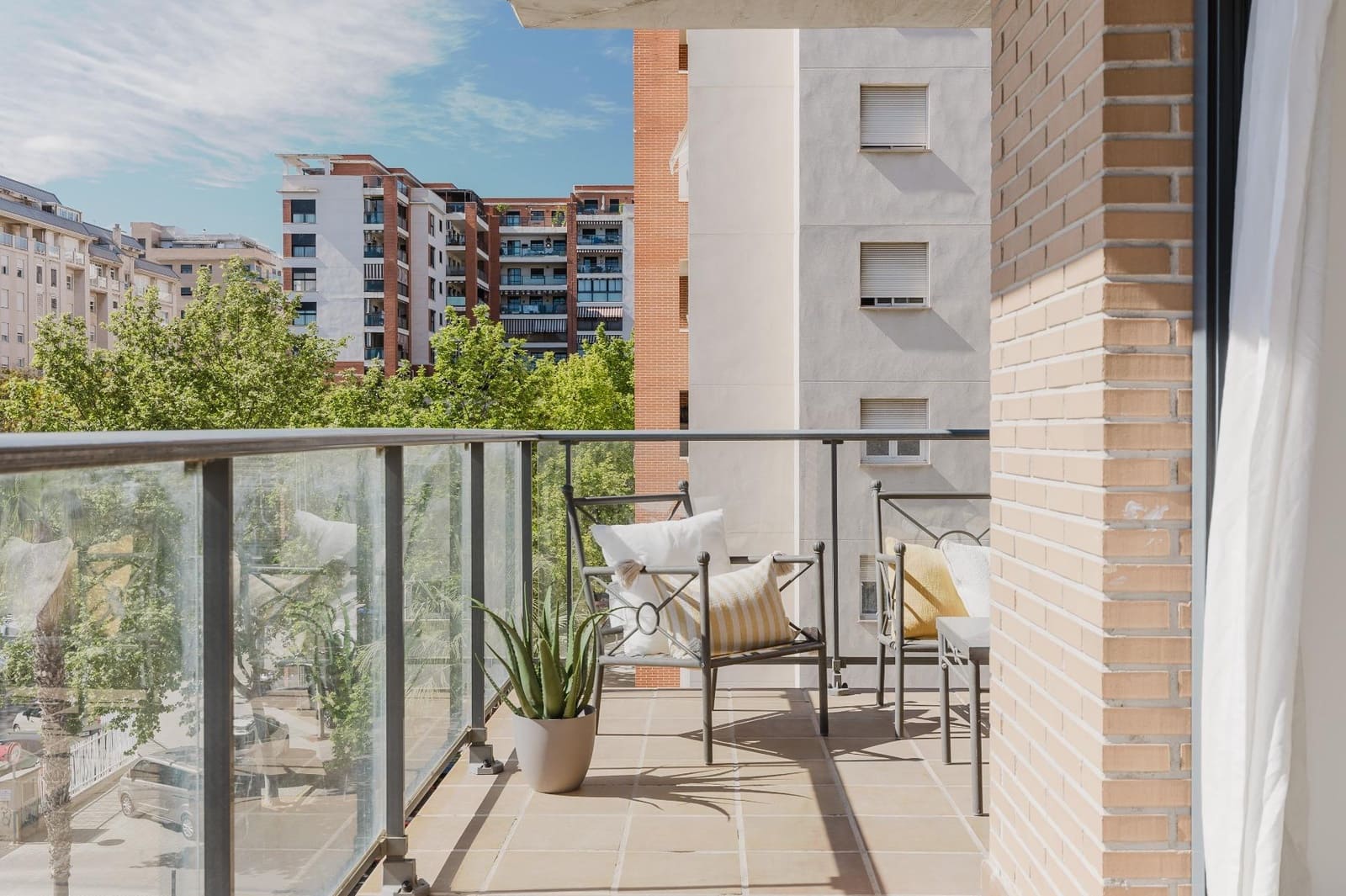 3 sypialnia Mieszkanie na sprzedaż w Paterna z basenem garażem - 395 000 € (Ref: 9787492)