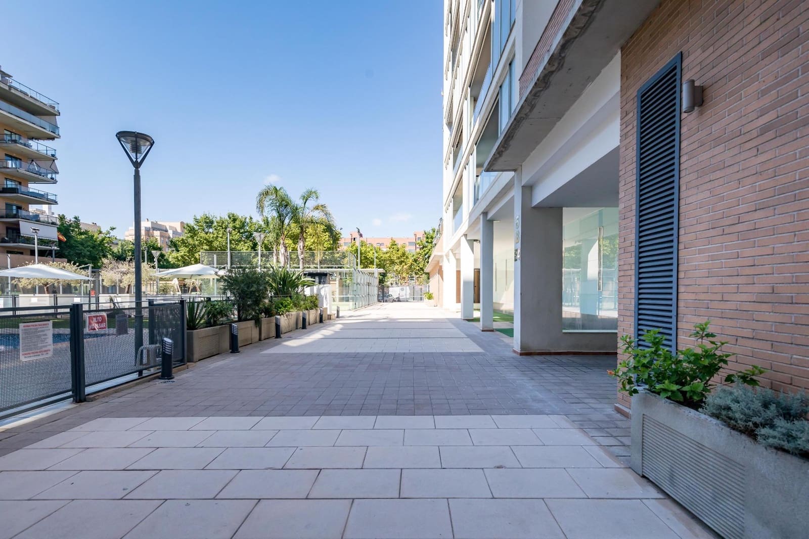 3 sypialnia Mieszkanie na sprzedaż w Paterna z basenem garażem - 395 000 € (Ref: 9787492)