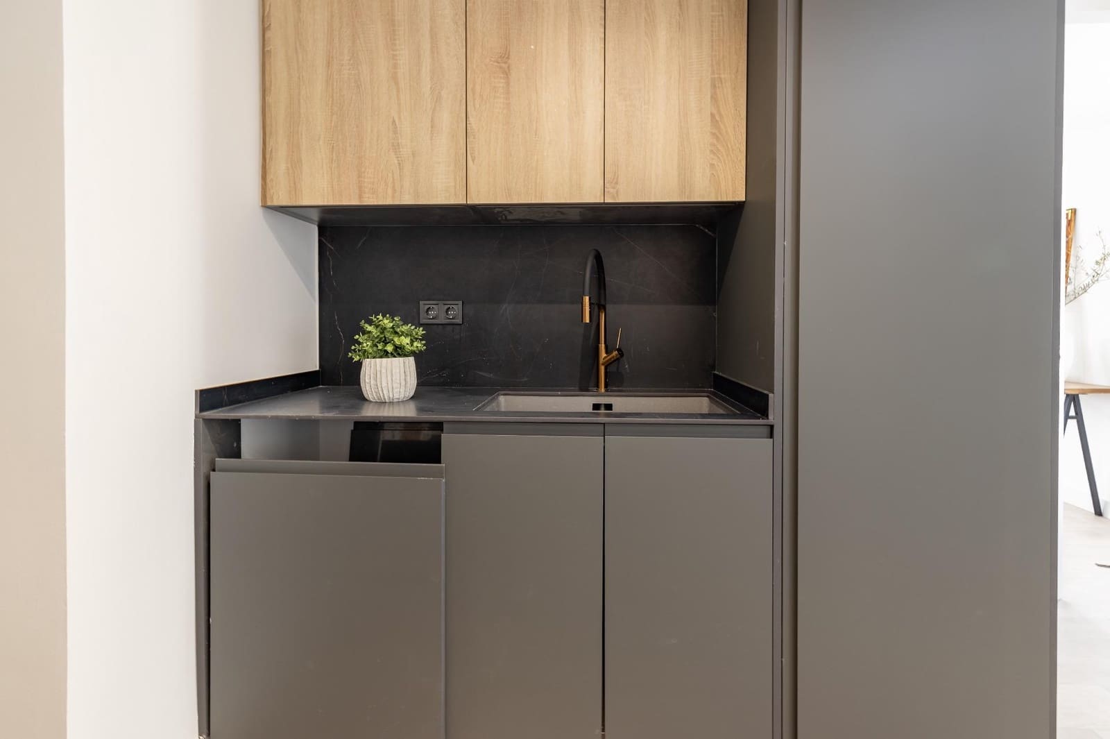 Piso de 3 habitaciones en Sedaví en venta con garaje - 270.000 € (Ref: 9787493)