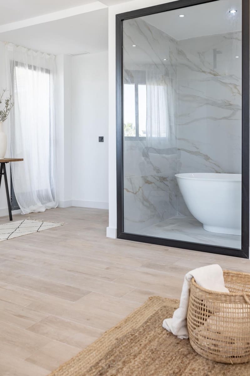 Piso de 3 habitaciones en Sedaví en venta con garaje - 270.000 € (Ref: 9787493)