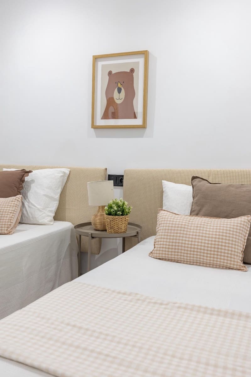 Piso de 3 habitaciones en Sedaví en venta con garaje - 270.000 € (Ref: 9787493)