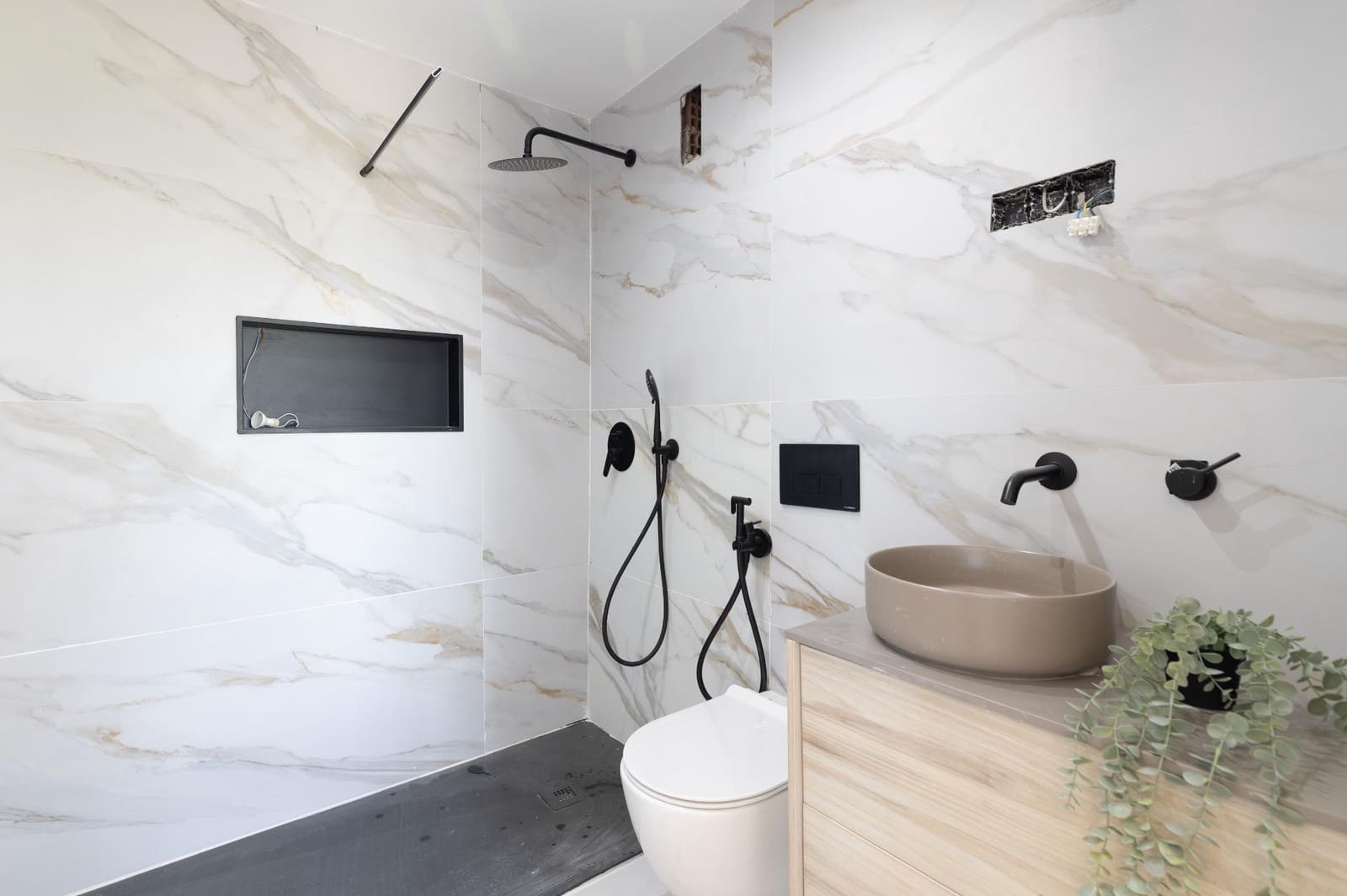 Piso de 3 habitaciones en Sedaví en venta con garaje - 270.000 € (Ref: 9787493)