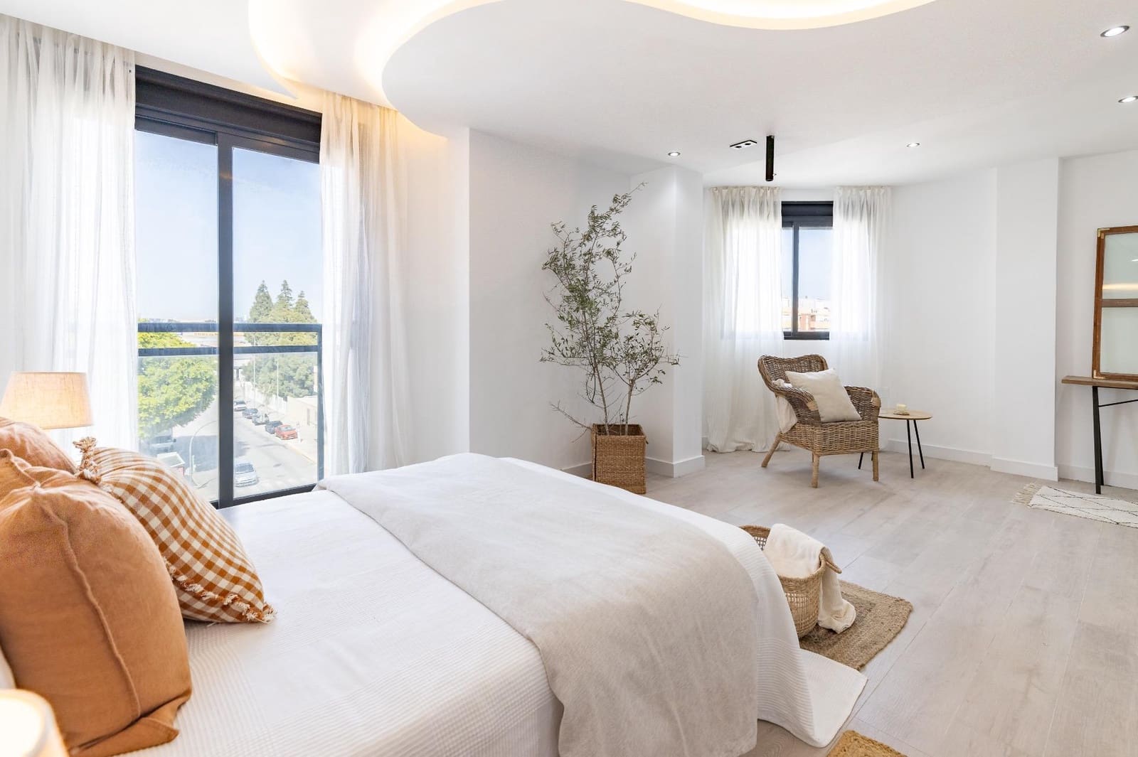 Piso de 3 habitaciones en Sedaví en venta con garaje - 270.000 € (Ref: 9787493)