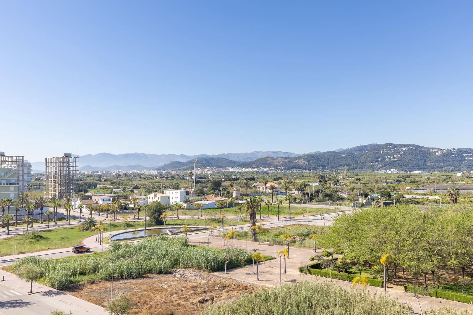 2 bedroom Penthouse for sale in Piles with pool garage - € 259,000 (Ref: 9787494)