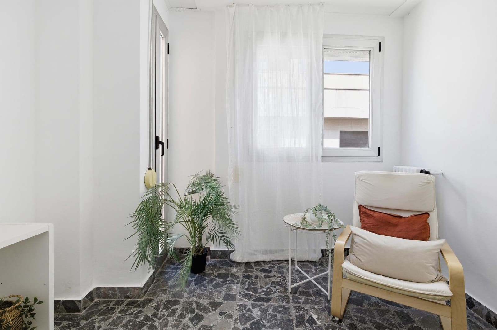 4 bedroom Flat for sale in Burriana / Borriana - € 200,000 (Ref: 9799506)