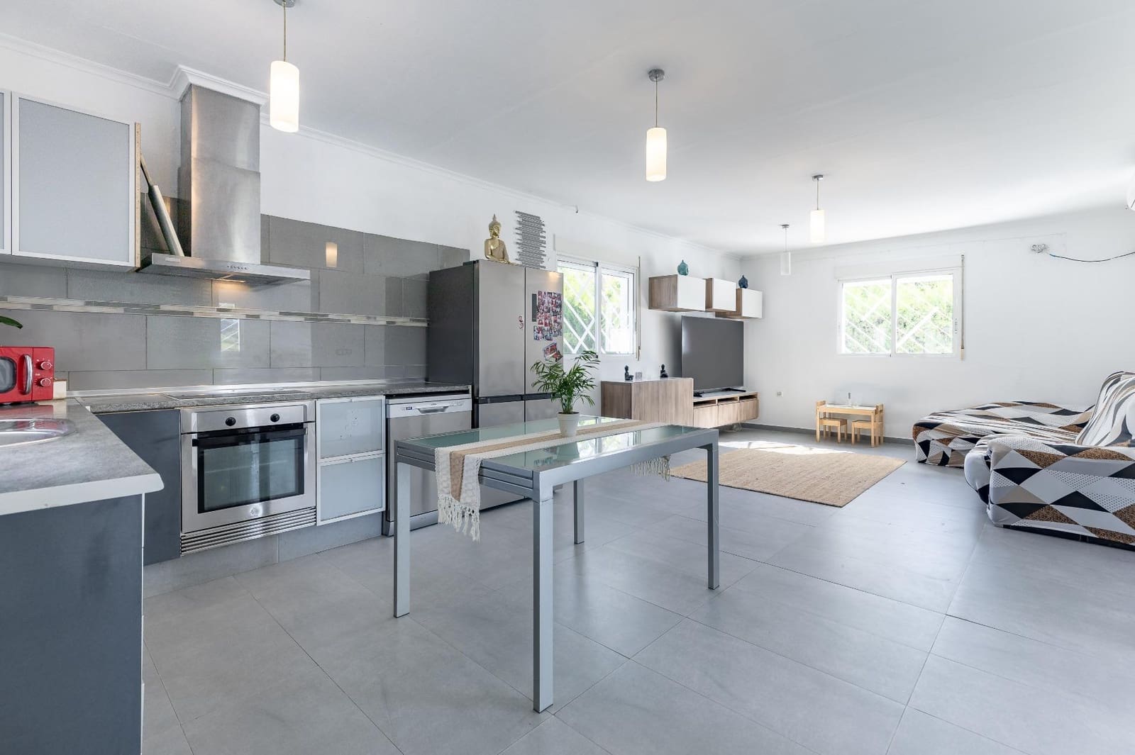 Chalet de 4 habitaciones en Turís en venta con piscina garaje - 315.000 € (Ref: 9799508)