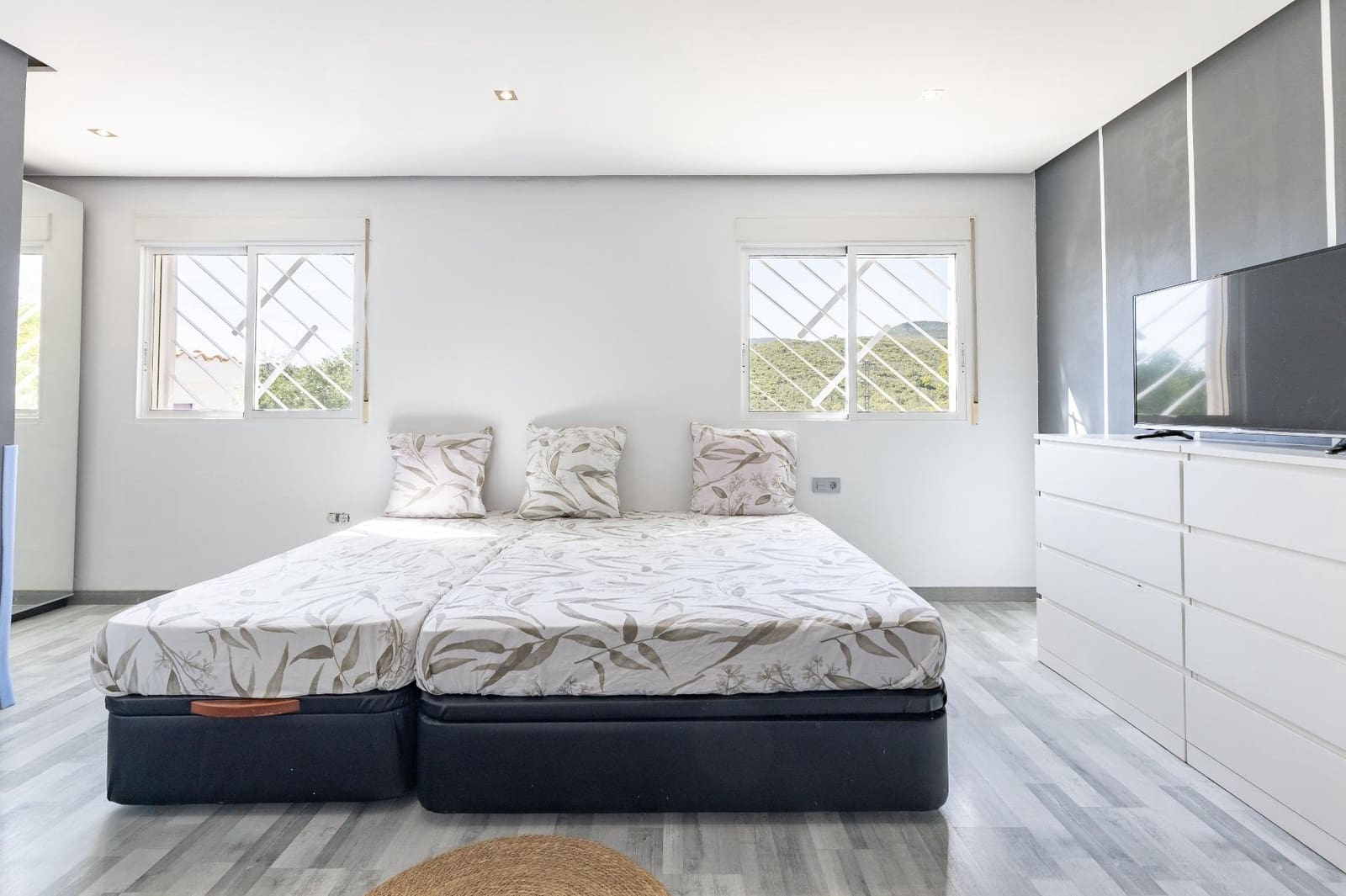 Chalet de 4 habitaciones en Turís en venta con piscina garaje - 315.000 € (Ref: 9799508)