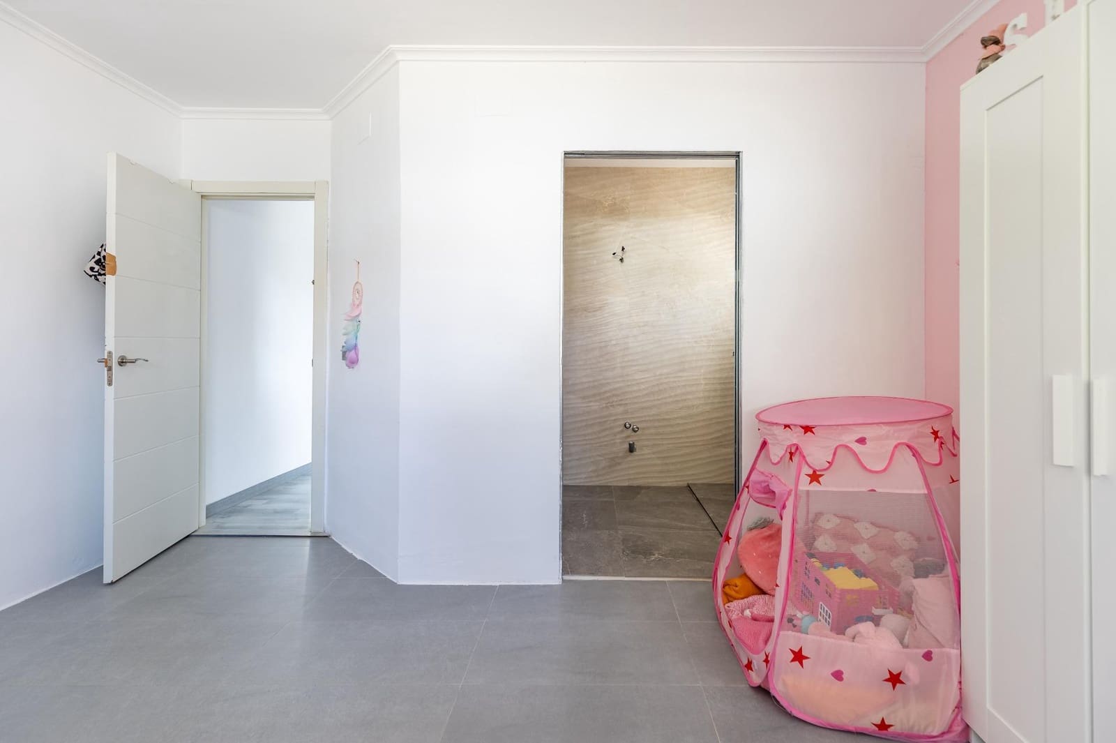 Chalet de 4 habitaciones en Turís en venta con piscina garaje - 315.000 € (Ref: 9799508)