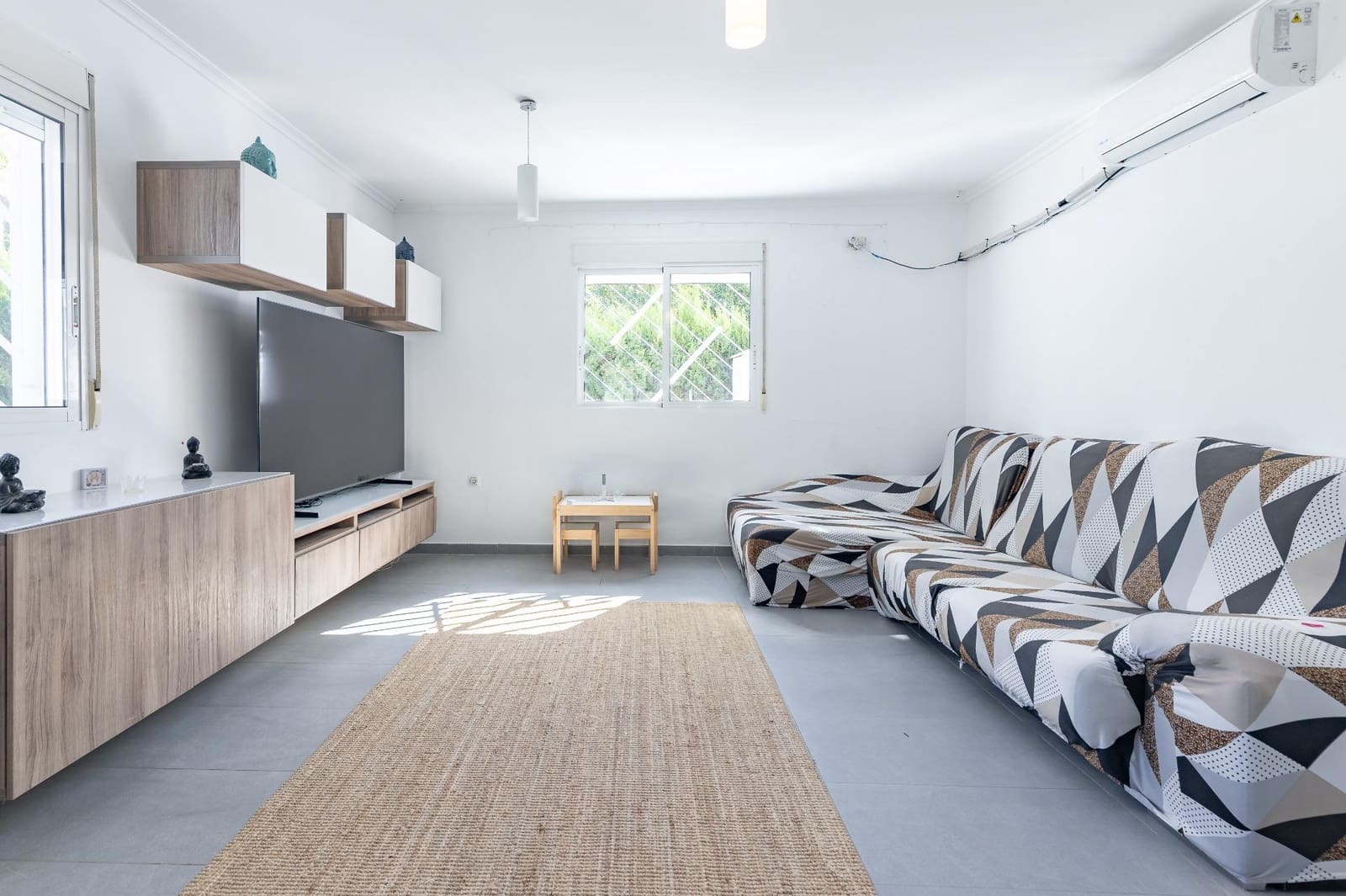 Chalet de 4 habitaciones en Turís en venta con piscina garaje - 315.000 € (Ref: 9799508)