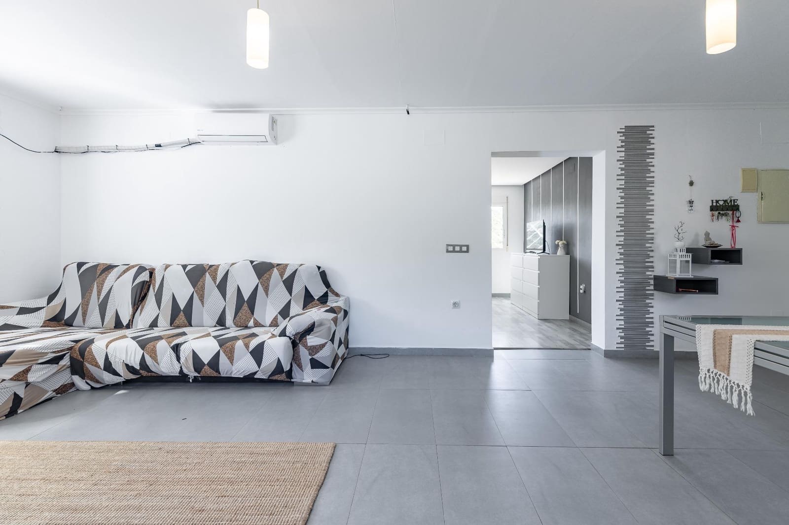 Chalet de 4 habitaciones en Turís en venta con piscina garaje - 315.000 € (Ref: 9799508)