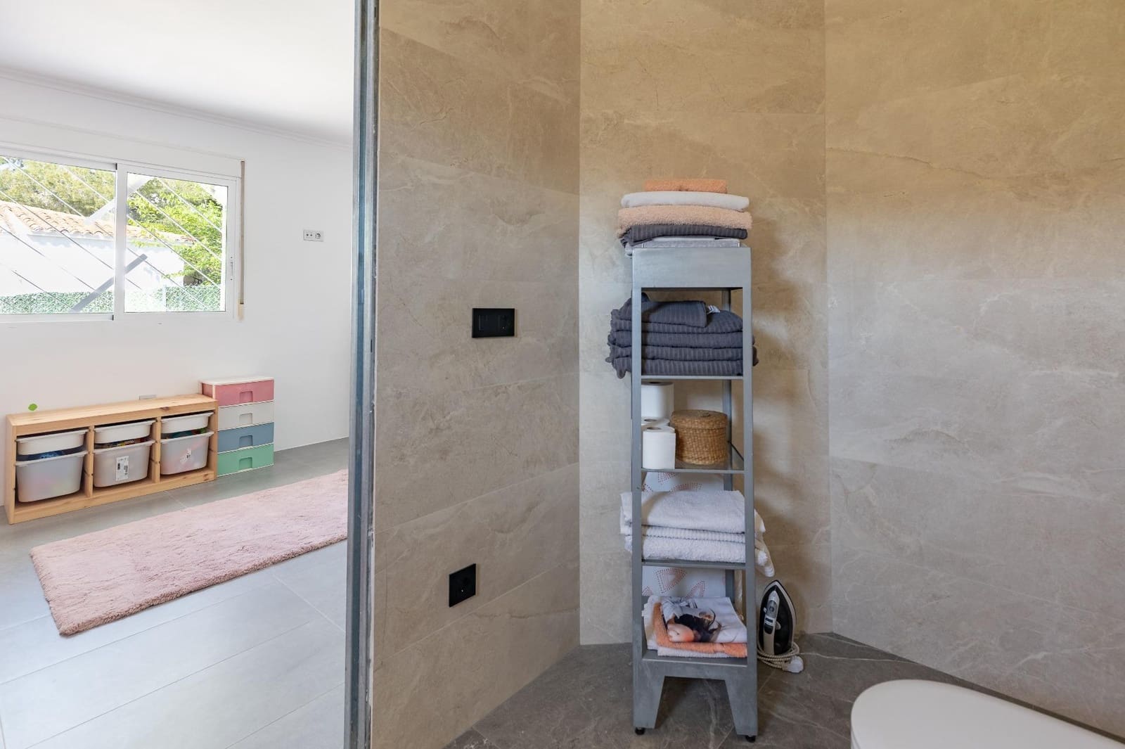 Chalet de 4 habitaciones en Turís en venta con piscina garaje - 315.000 € (Ref: 9799508)