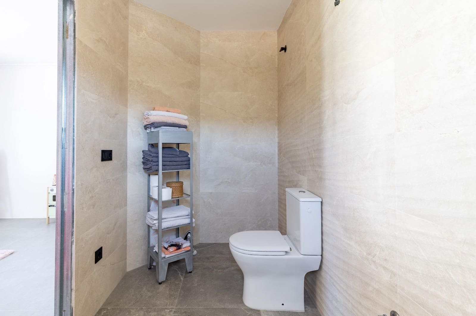 Chalet de 4 habitaciones en Turís en venta con piscina garaje - 315.000 € (Ref: 9799508)