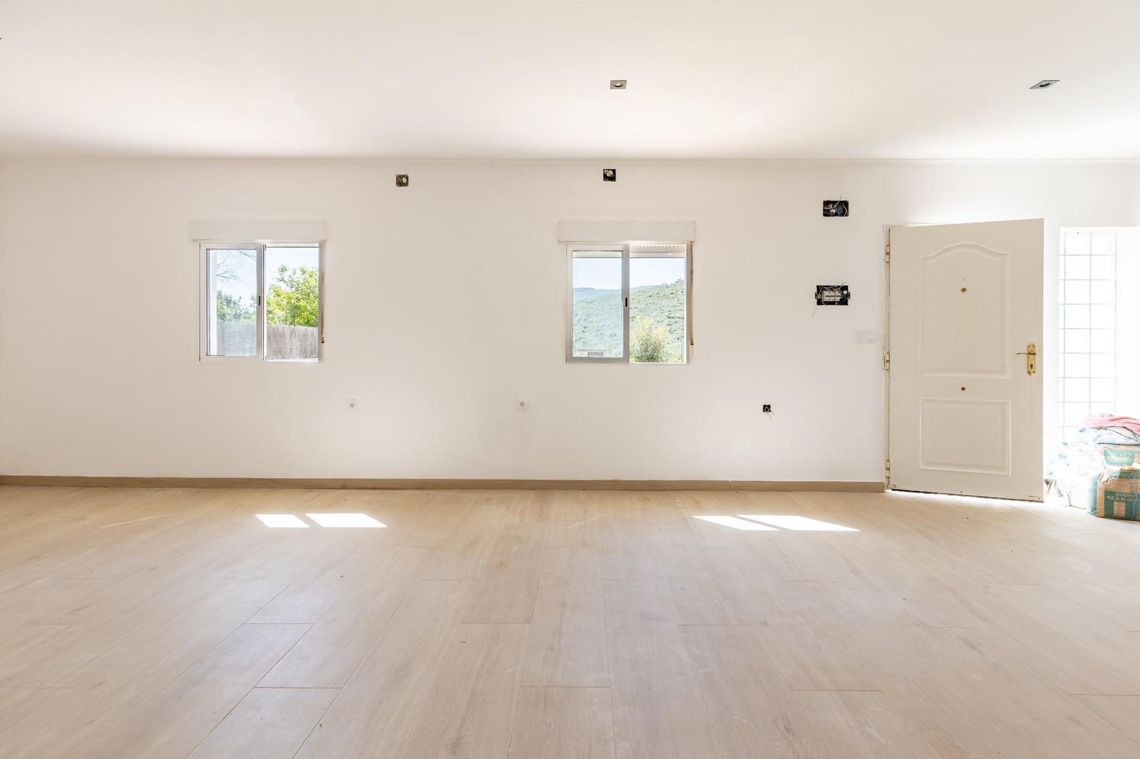 Chalet de 4 habitaciones en Turís en venta con piscina garaje - 315.000 € (Ref: 9799508)