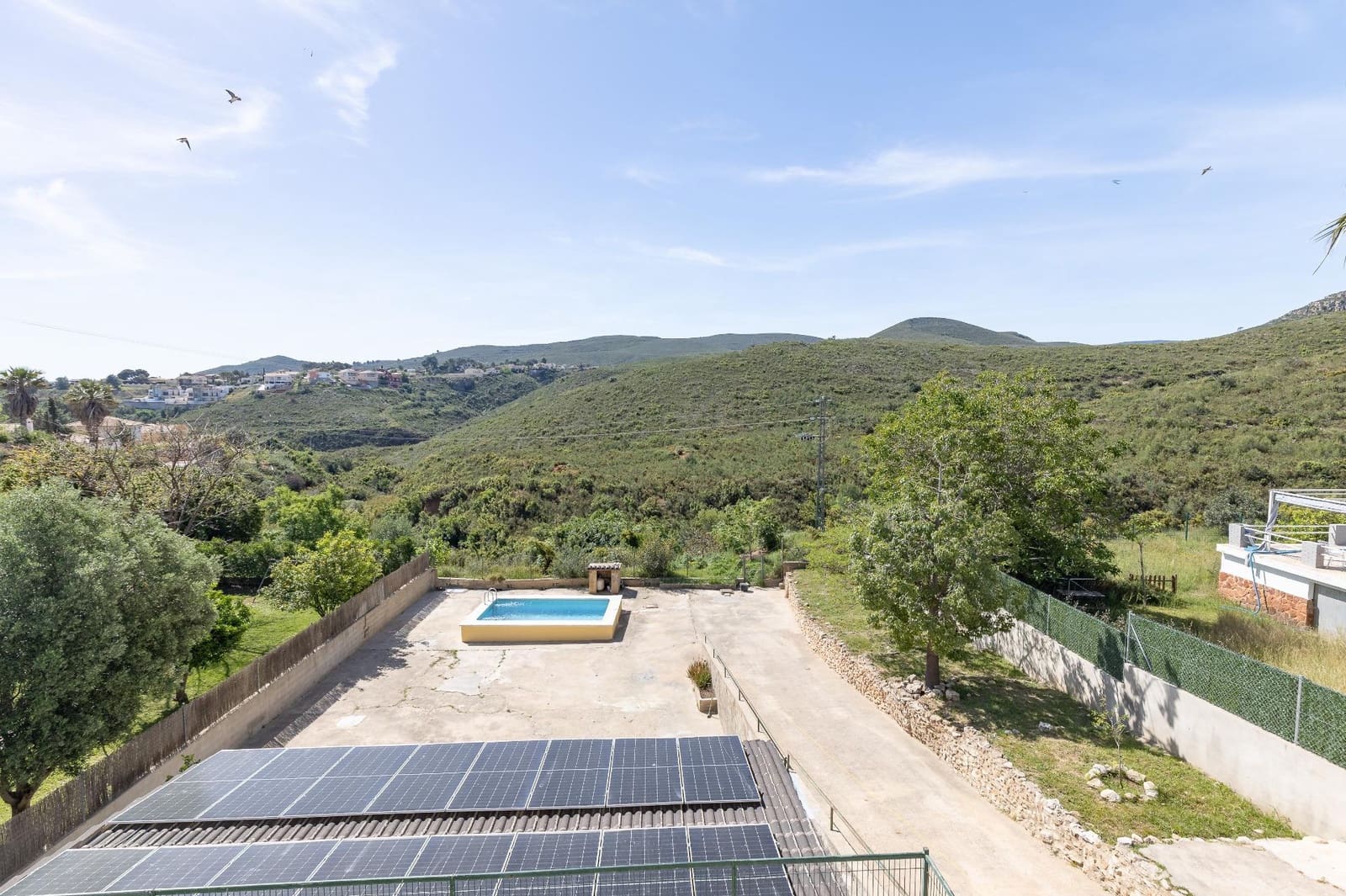 Chalet de 4 habitaciones en Turís en venta con piscina garaje - 315.000 € (Ref: 9799508)