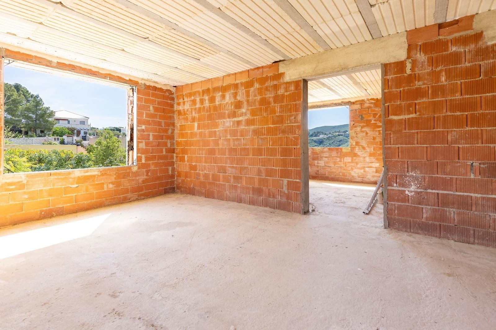 Chalet de 4 habitaciones en Turís en venta con piscina garaje - 315.000 € (Ref: 9799508)