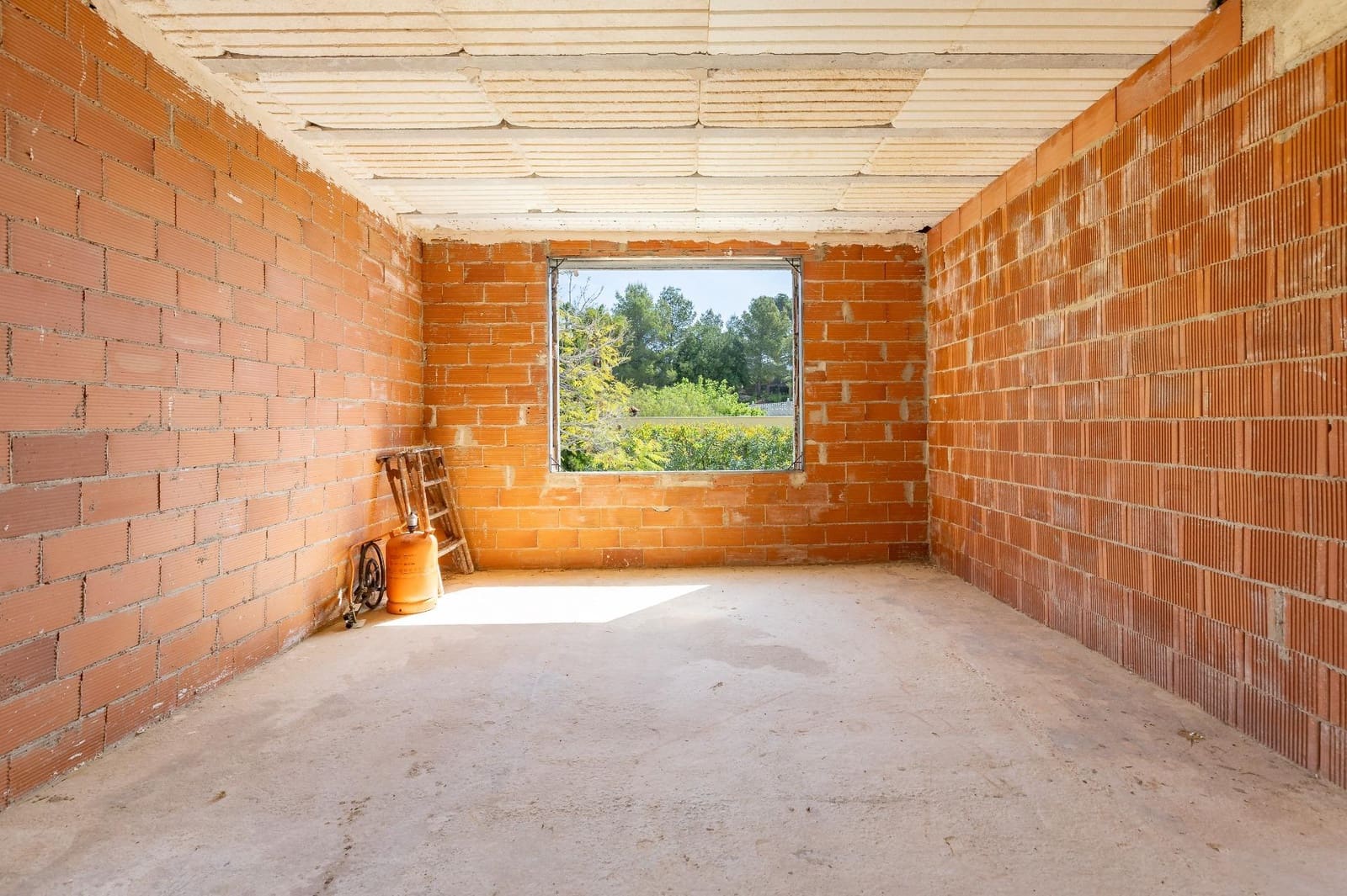 Chalet de 4 habitaciones en Turís en venta con piscina garaje - 315.000 € (Ref: 9799508)