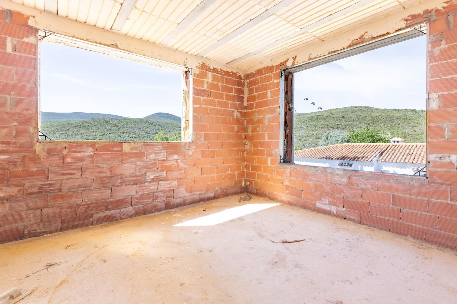 Chalet de 4 habitaciones en Turís en venta con piscina garaje - 315.000 € (Ref: 9799508)