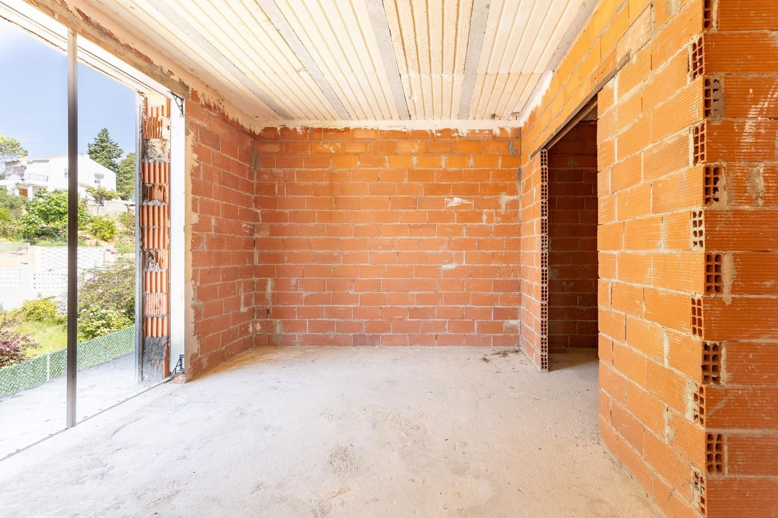 Chalet de 4 habitaciones en Turís en venta con piscina garaje - 315.000 € (Ref: 9799508)