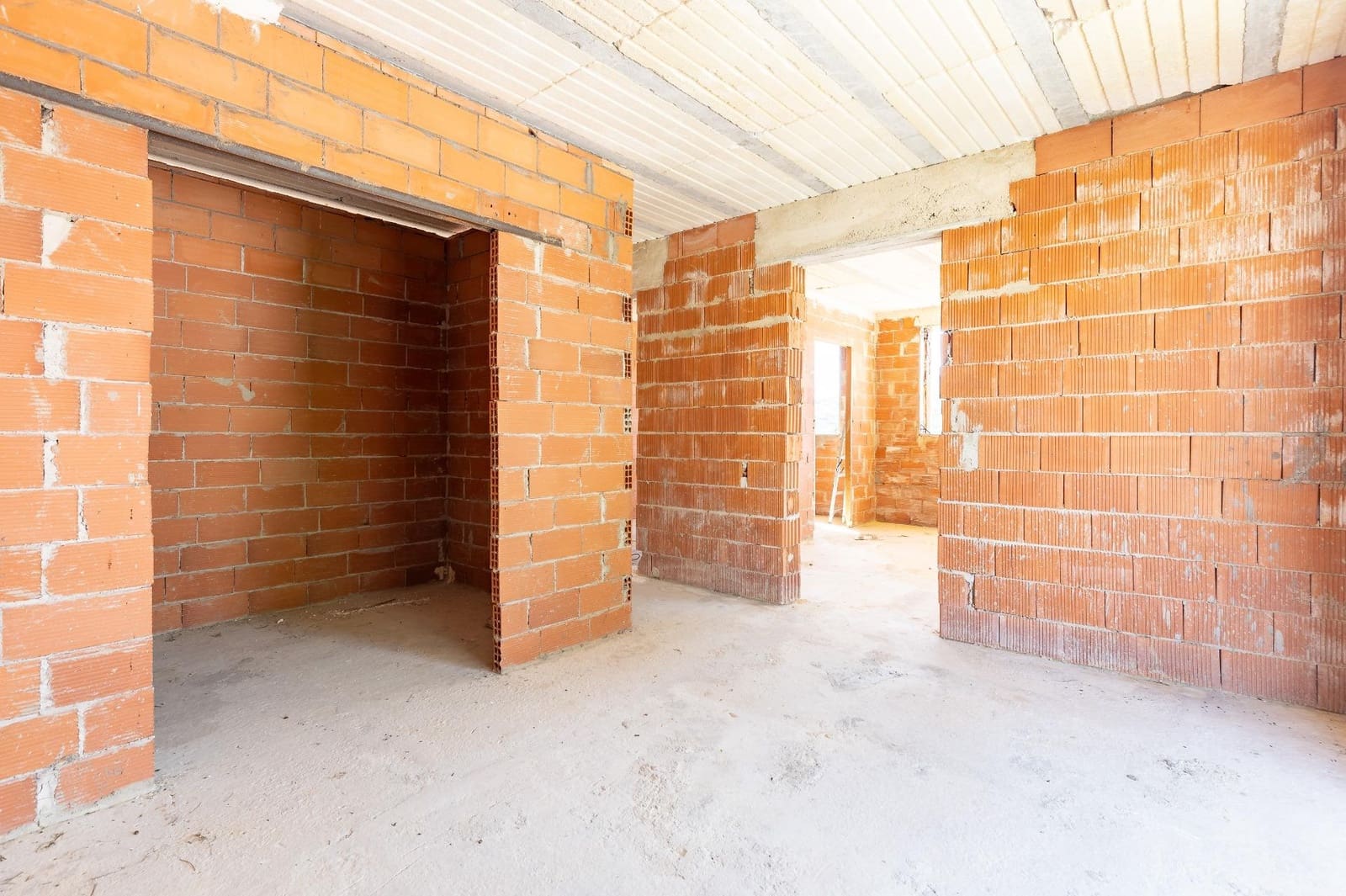 Chalet de 4 habitaciones en Turís en venta con piscina garaje - 315.000 € (Ref: 9799508)