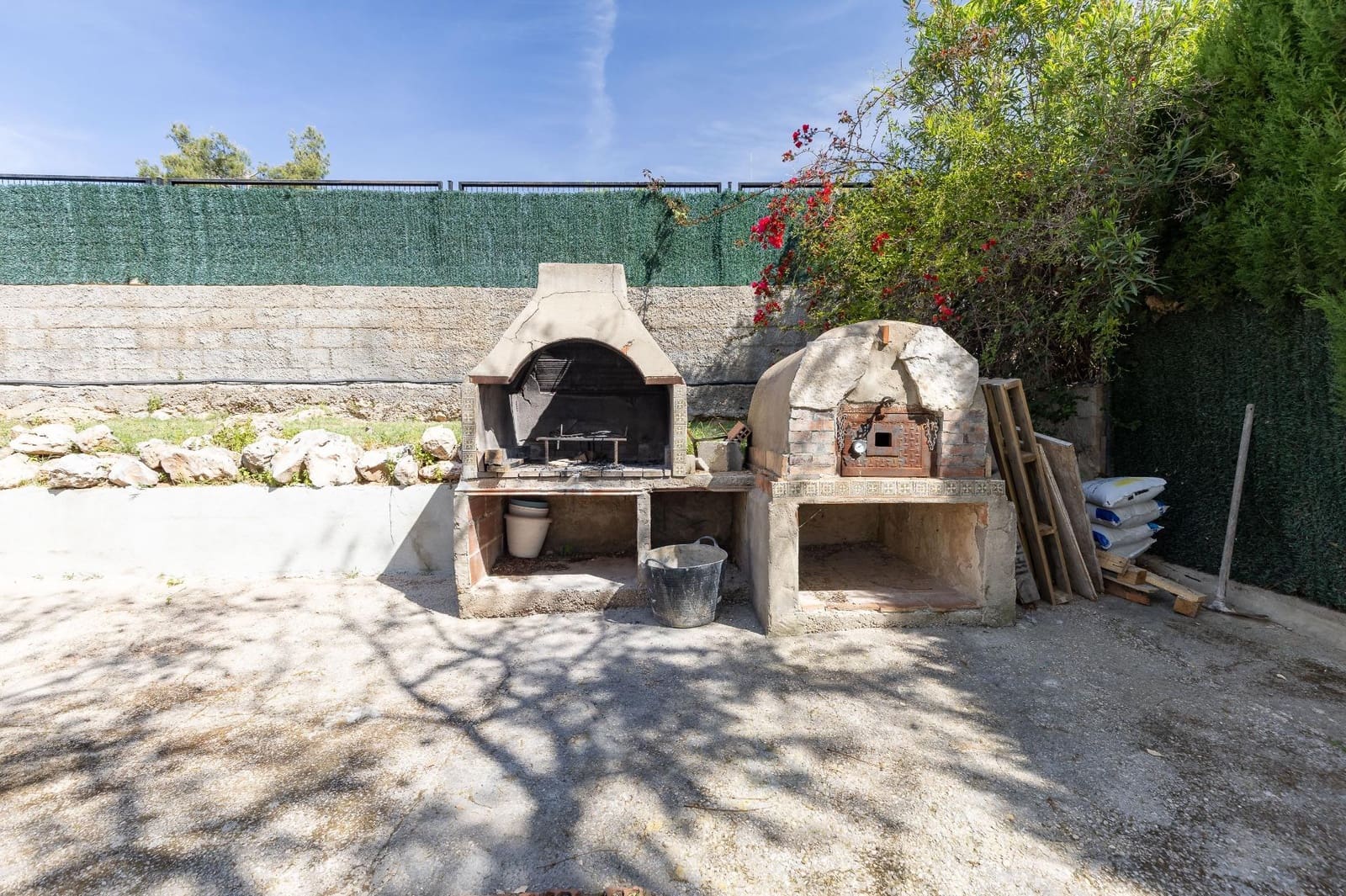 Chalet de 4 habitaciones en Turís en venta con piscina garaje - 315.000 € (Ref: 9799508)