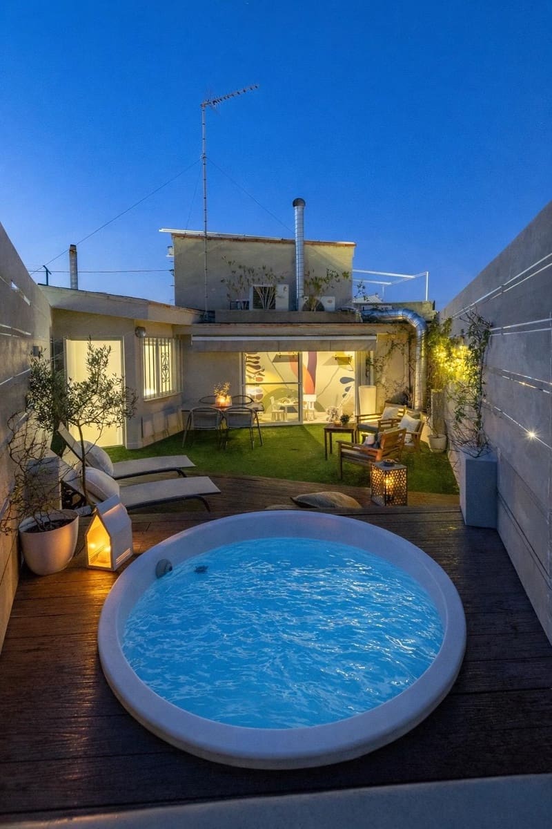 3 Zimmer Apartment zu verkaufen in Chiva mit Pool - 240.000 € (Ref: 9799510)