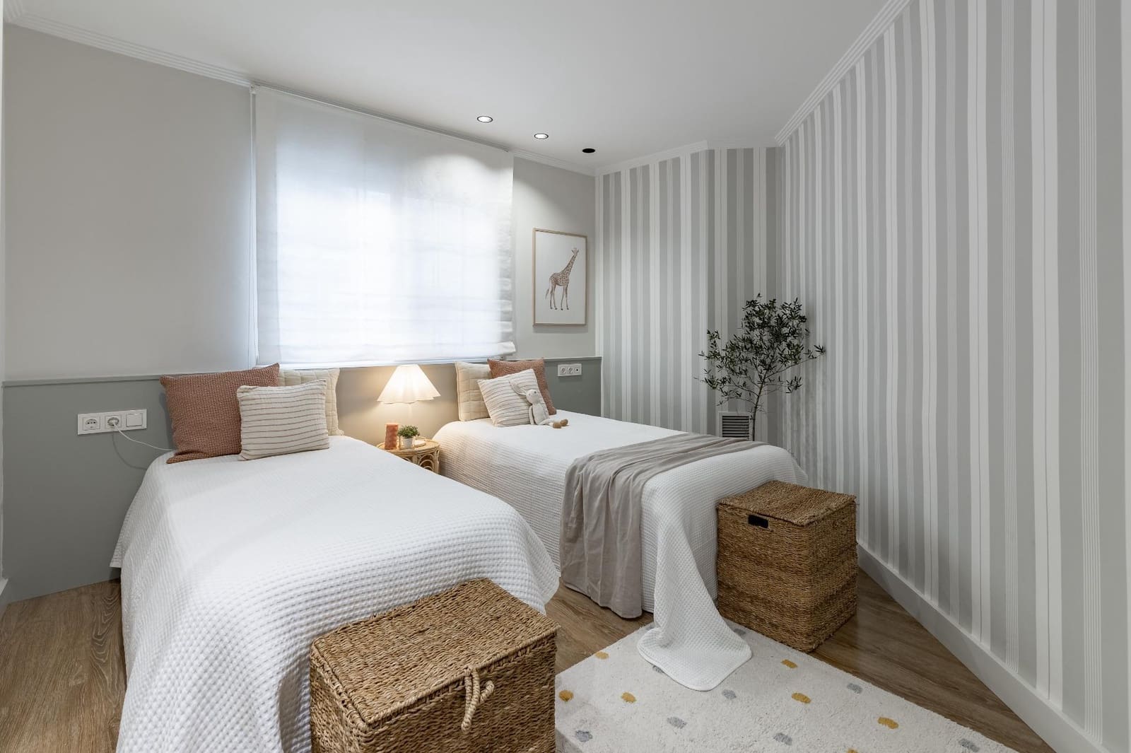 3 Zimmer Apartment zu verkaufen in Chiva mit Pool - 240.000 € (Ref: 9799510)